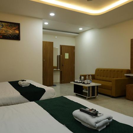 Hotel The Prime Land Hoshangabad 외부 사진