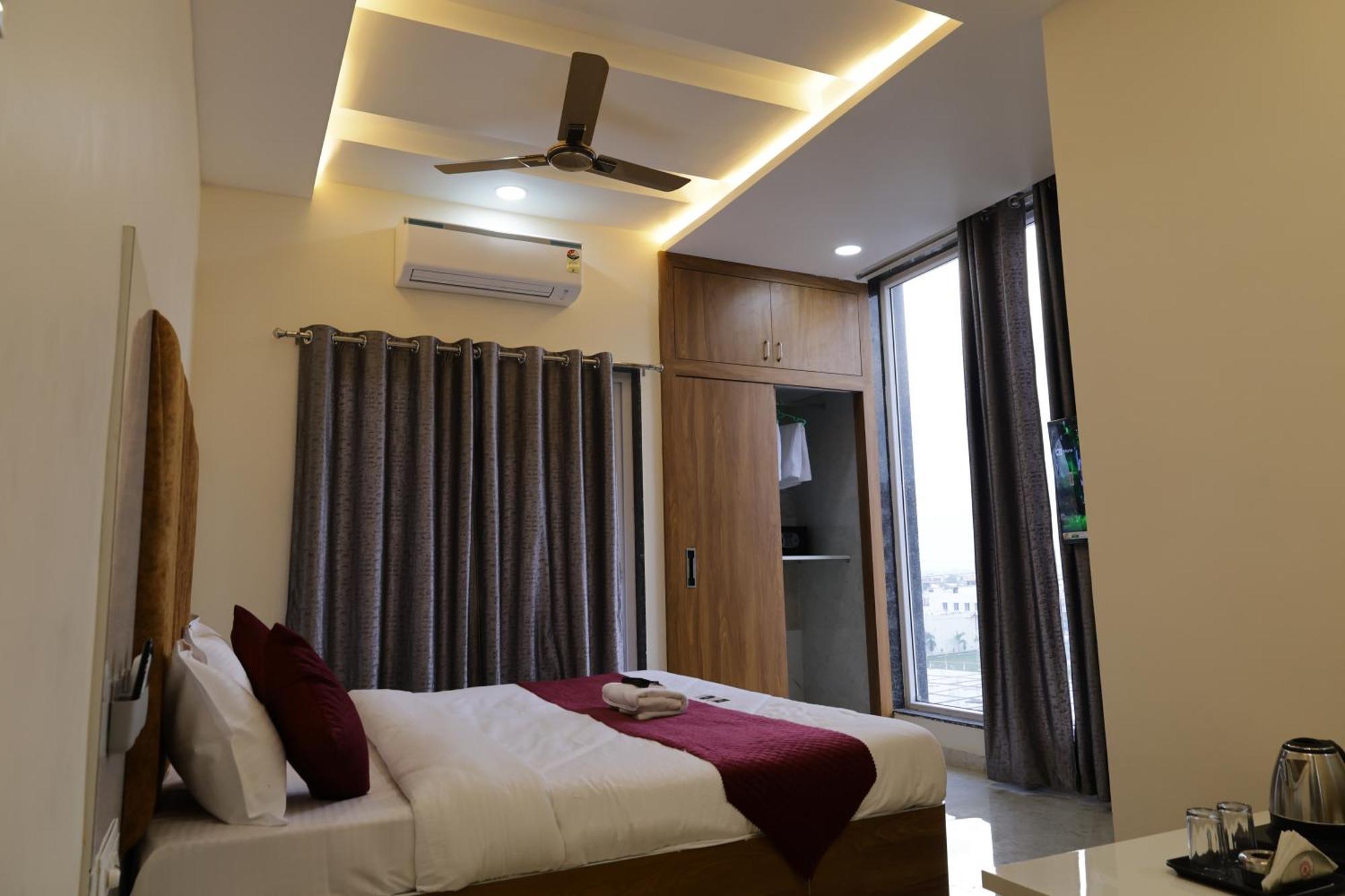 Hotel The Prime Land Hoshangabad 외부 사진