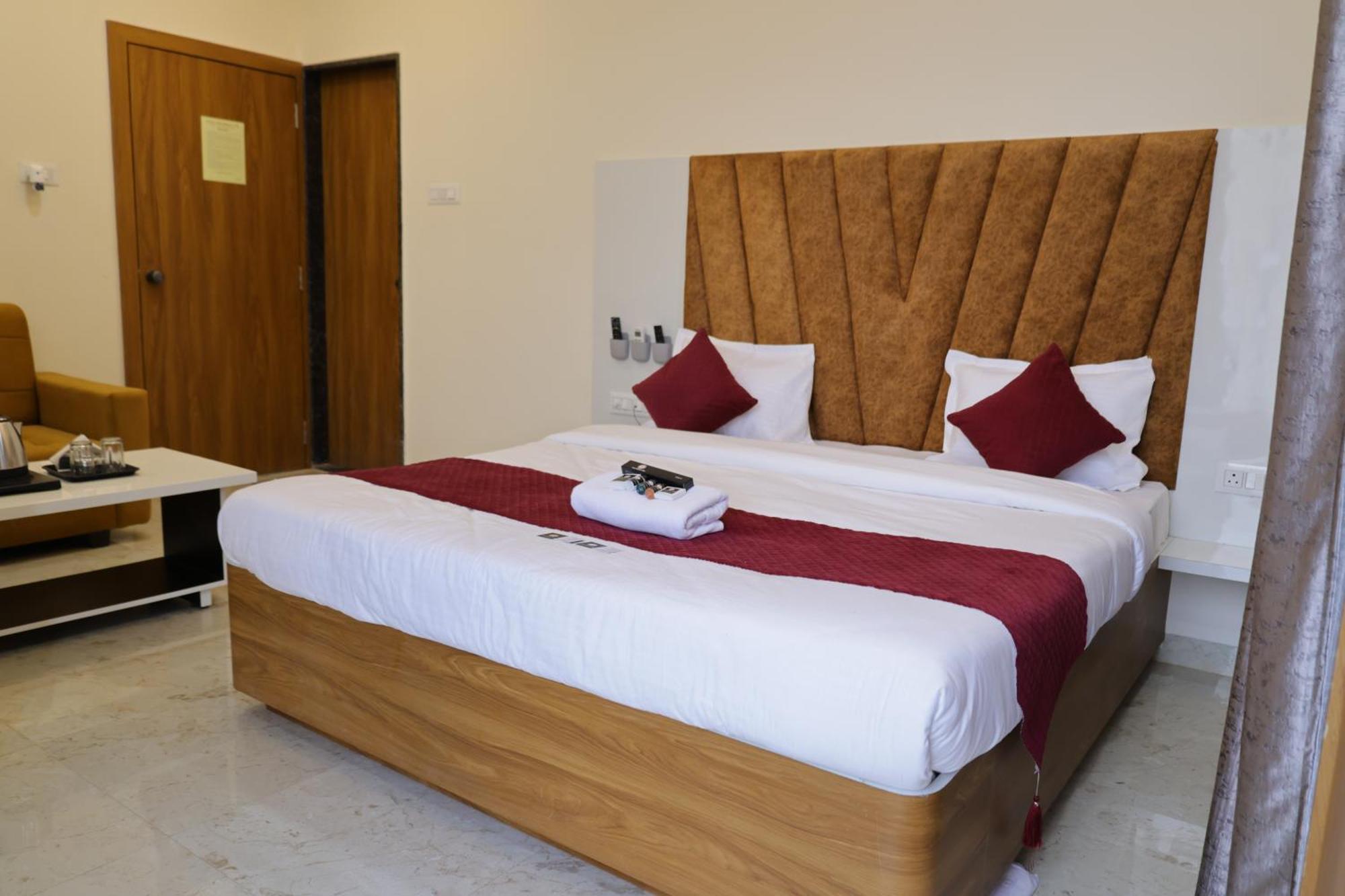 Hotel The Prime Land Hoshangabad 외부 사진